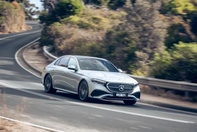 E 300
